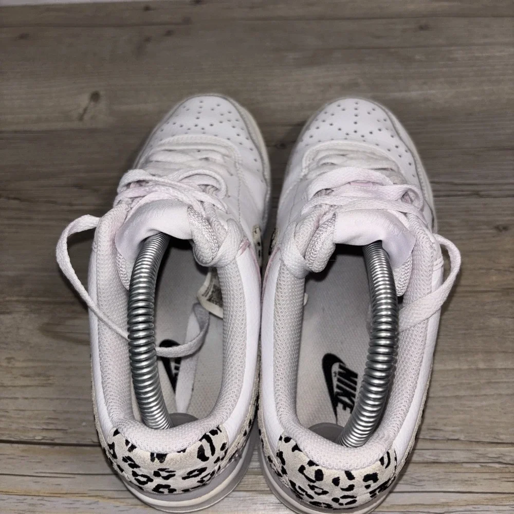 Nike Women's Court Vision Low Top Lace-Up Leopard Swoosh Sneakers PLEASE READ
